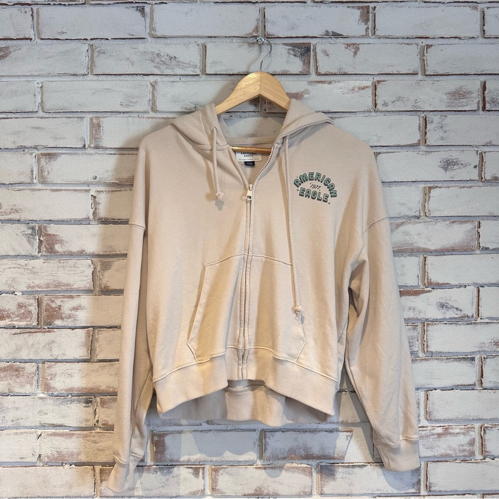 American Eagle Women's Cream Full Zip up Hoodie